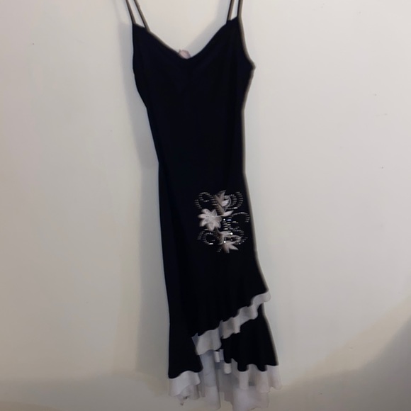 Black salsa cut dress - Picture 1 of 1